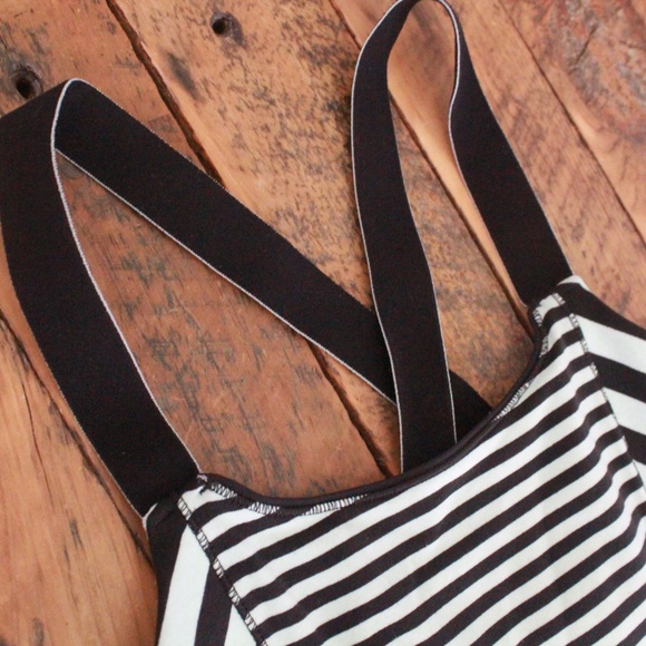 Lululemon Work it Out Tank Top built-in bra - Picture 7 of 8